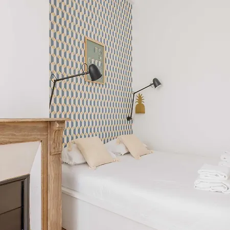 Appt 1 Bdr 2p Near Buttes Chaumont Apartment Paris